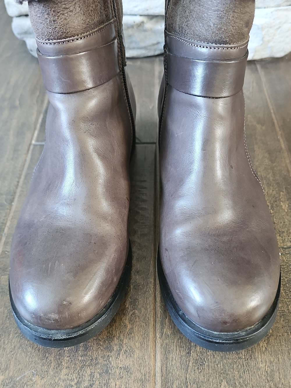 Beautiful Attilio Giusti Leombruni (AGL) Shearling Foldover Ankle Boot - Sz 6.5 - Picture 11 of 14